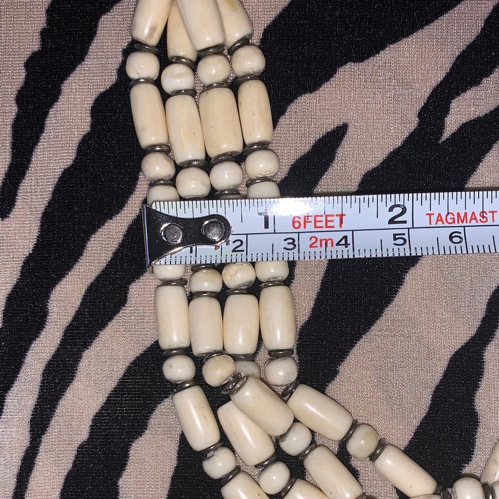 Vintage Bone Off- White and Cream Beaded Necklace with Brass Accents - Picture 4 of 9